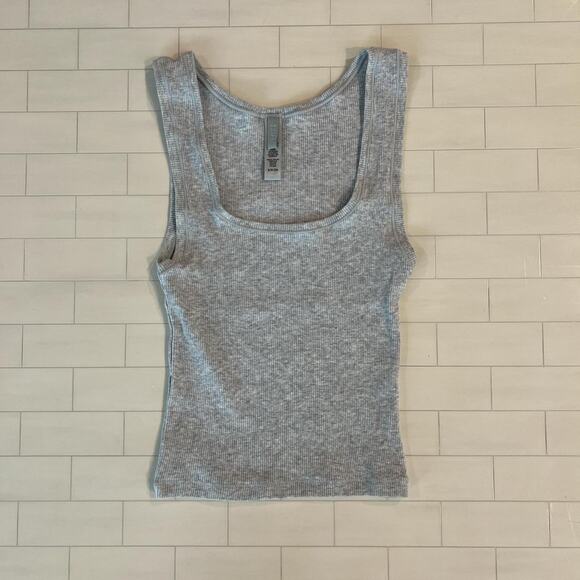 SKIMS Tops - NWOT SKIMS Cotton Rib Tank - Light Heather Grey - S